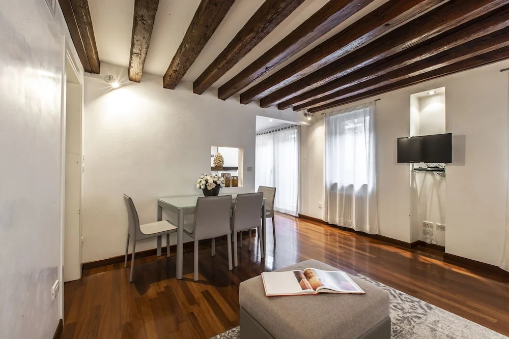 Doge's Palace Suite R&R
