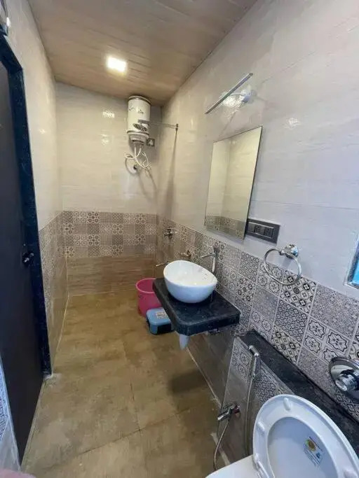 West Valley Villa Casa East