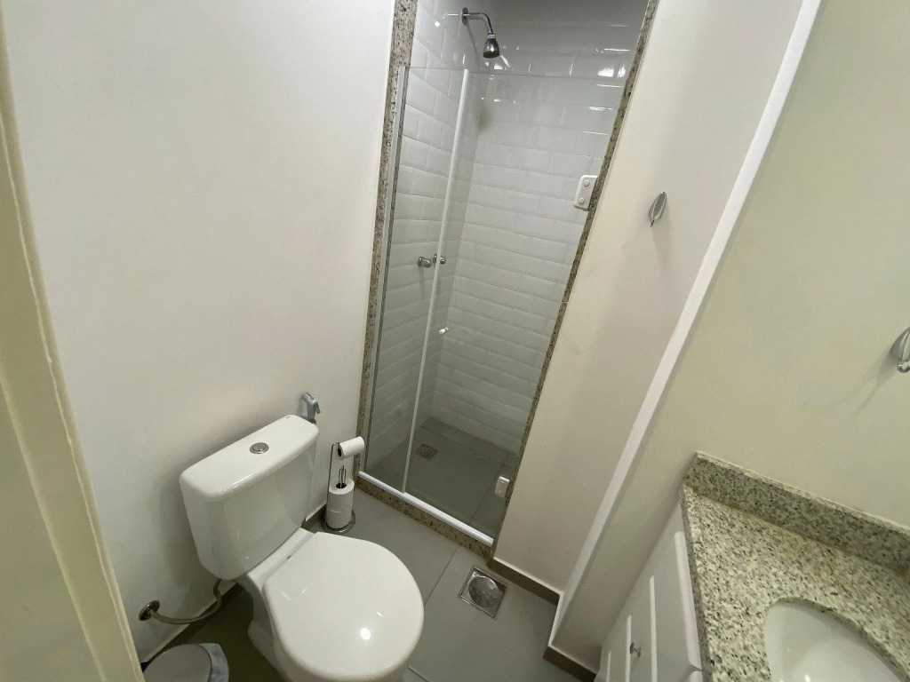 Apartamento 2 Quartos 200m Da Praia E Ao Lado Dos Shoppings Leblon Wifi 500m
