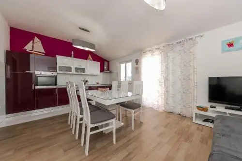 Apartments Kapelica