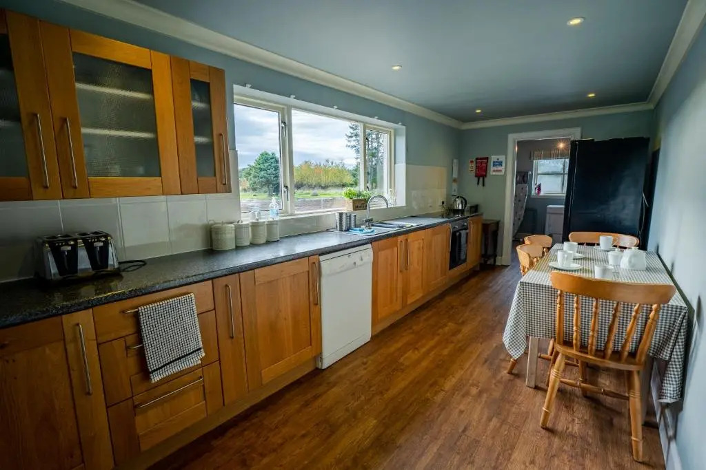 The Farmhouse, 6 Bed Property, Forres