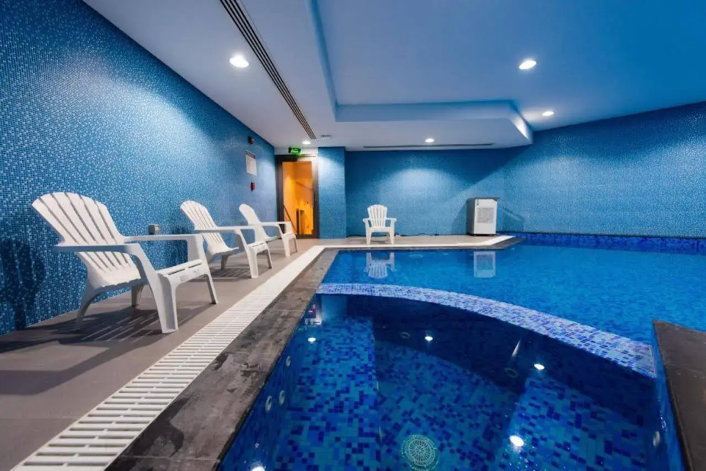 Rozana Hotel