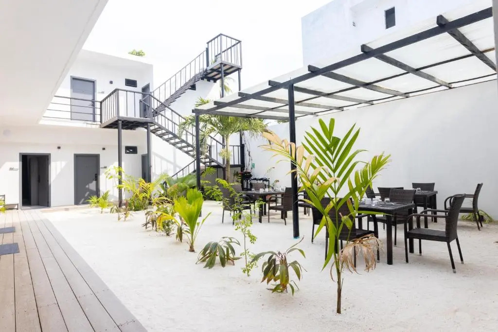 Atoll Residence Dhangethi