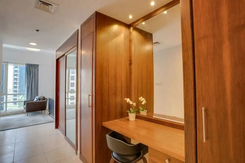 Airy Apartment With the Best View of Marina!