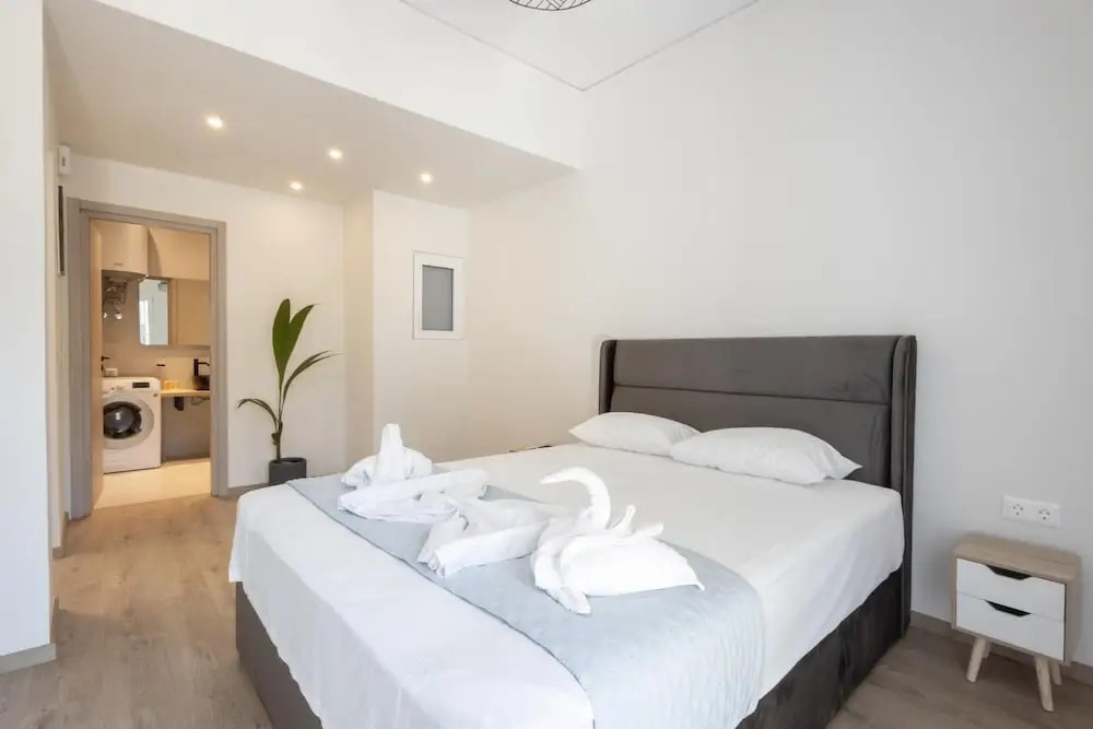 Elegance Suite Stunningly Renovated