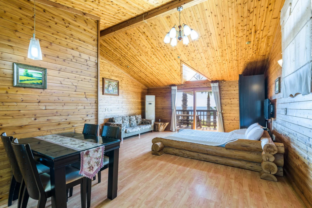 Long Beach Pension