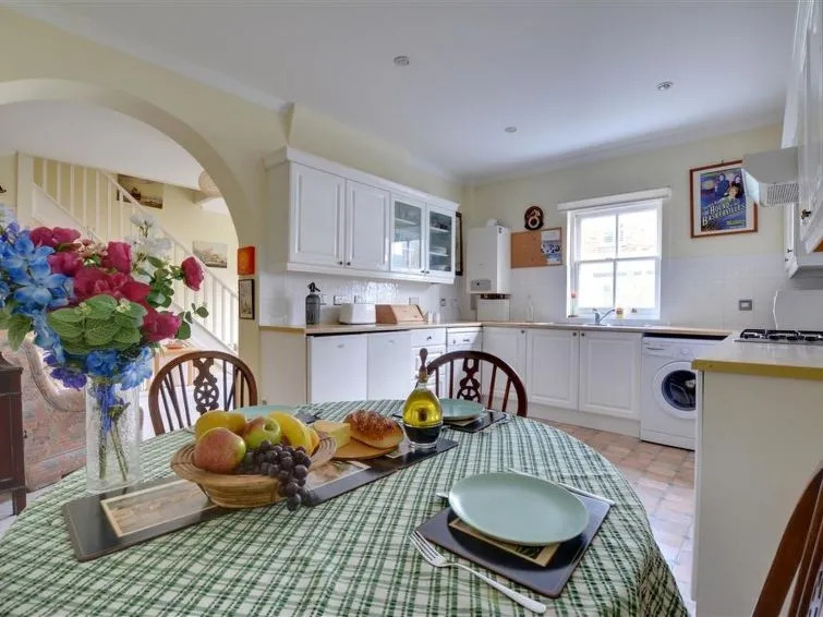 Holiday Home Cam Court