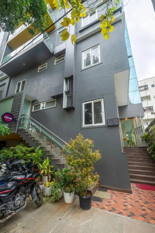 OYO Townhouse 254 HRBR-Kalyannagar