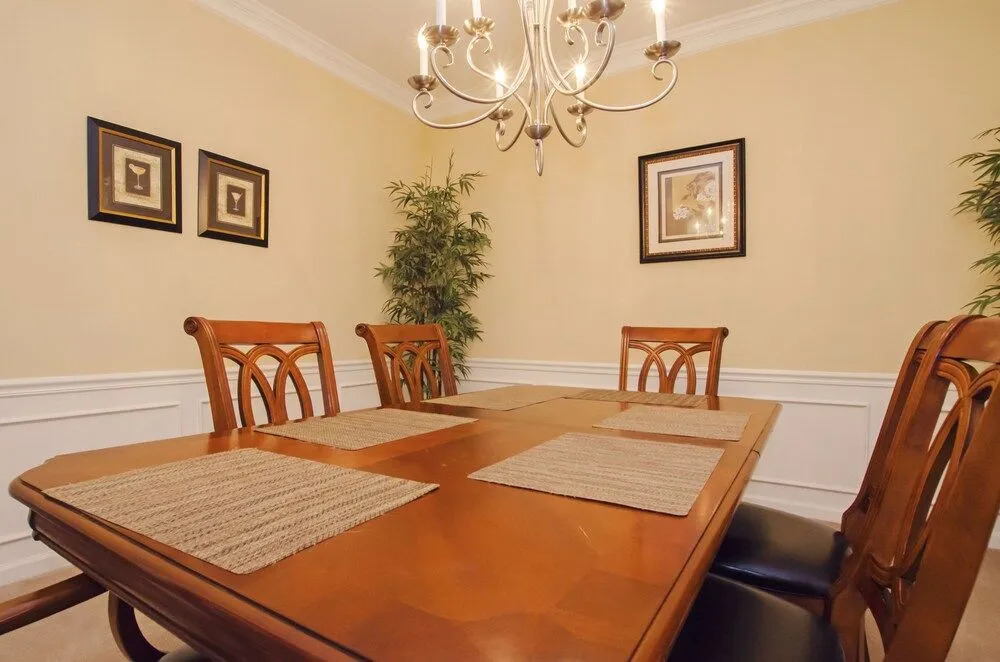 3BD 2BA Sleeps 8 Platinum RVC30203 Bedroom RHOF