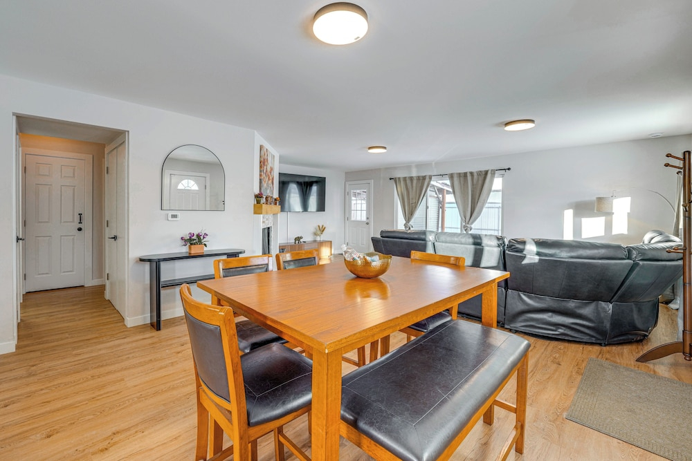 Walkable Adventure Base in Midtown Anchorage