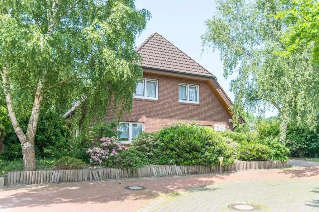 Landhaus Braband Ferienwohnungen - Gustav-Schönleber-Weg 2