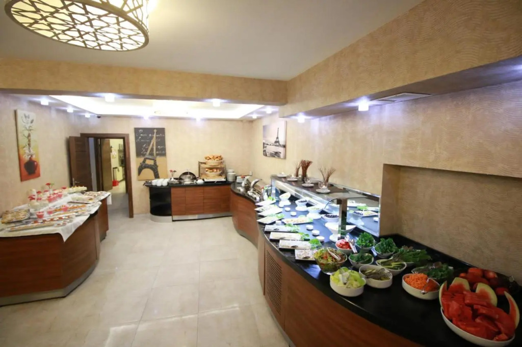 Business Han Hotel
