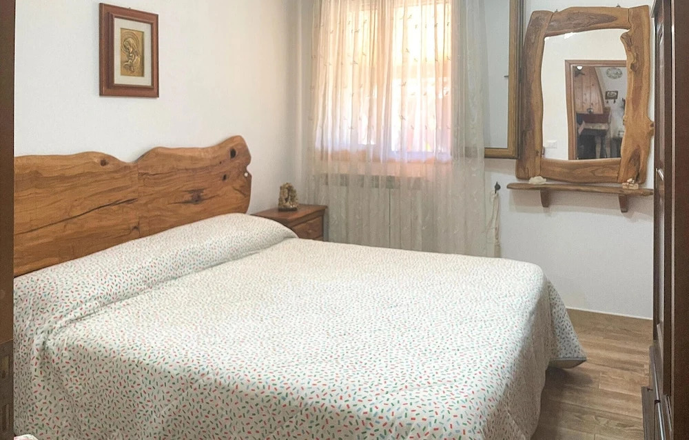 Amazing Home in Torre Vado With Wifi and 2 Bedrooms