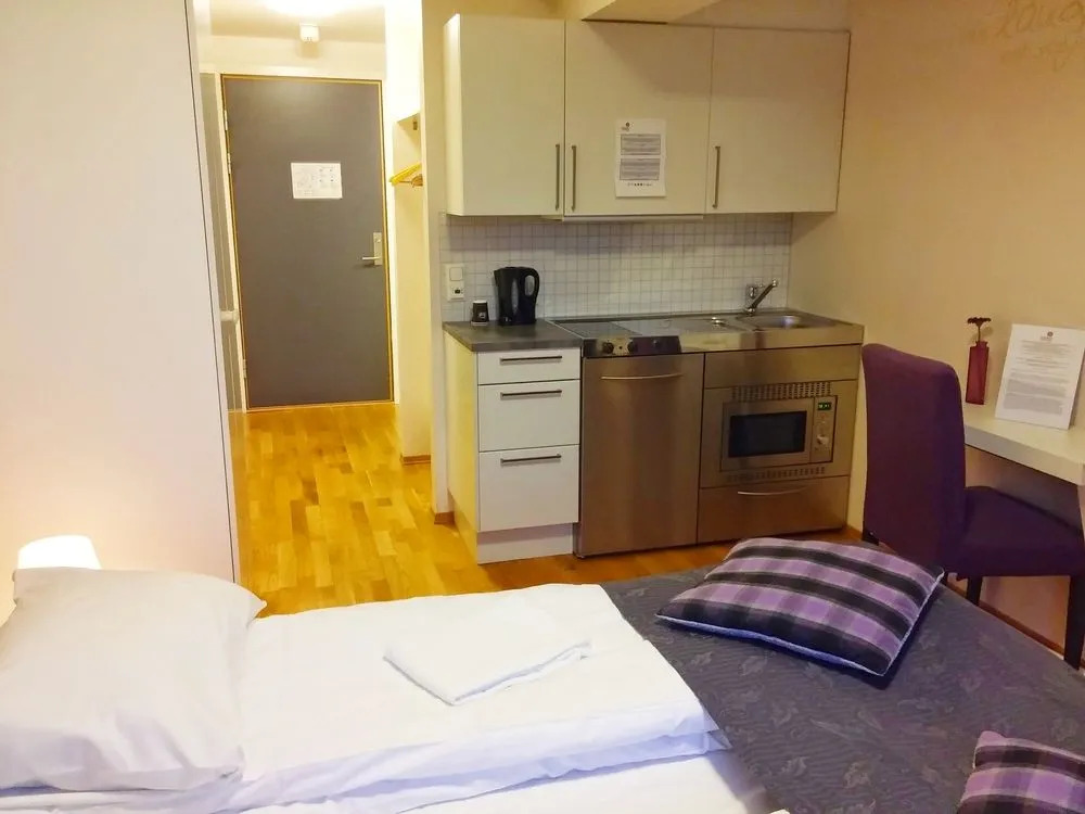  Marken Guesthouse