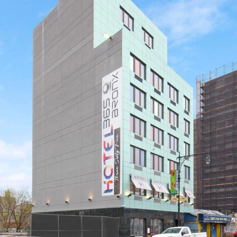 Hotel 365 Bronx - Yankee Stadium