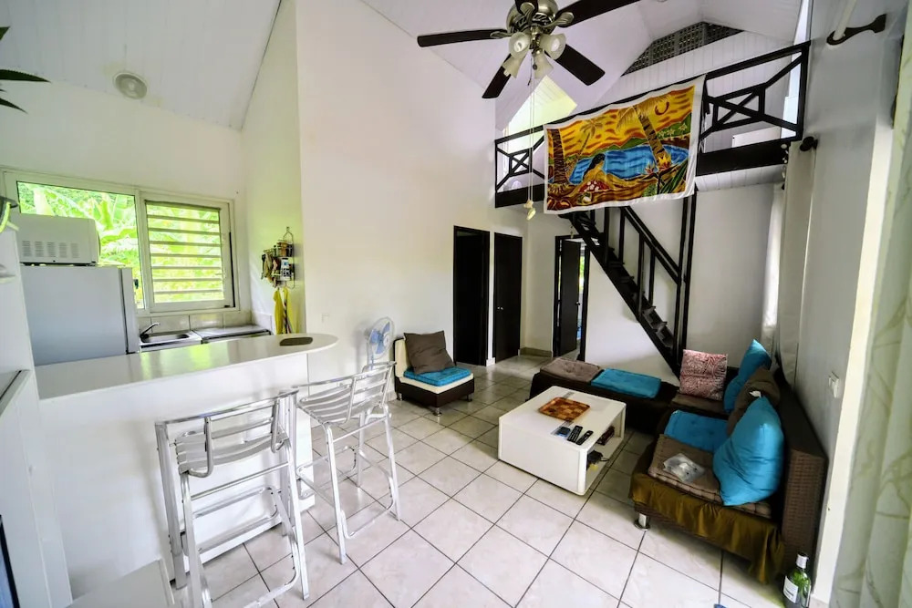 Moorea - Tiki Bungalow