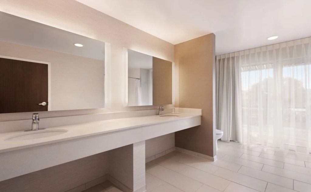 Fairfield Inn & Suites by Marriott Charlottesville Downtown/University Area