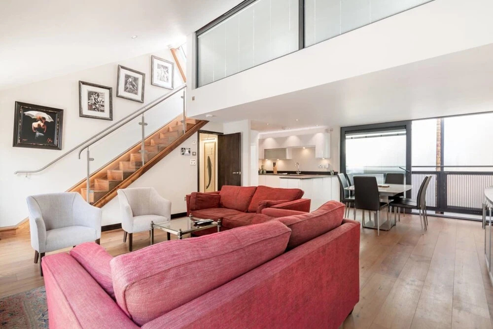 Beautiful 3BR Mews Home, 5min From Paddington