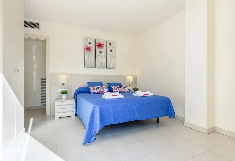 Elegant Penthouse Stay Near the Sea