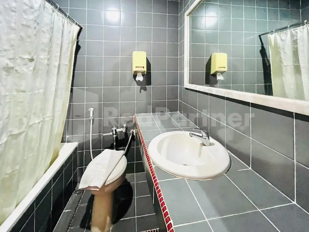 Pardede International Hotel