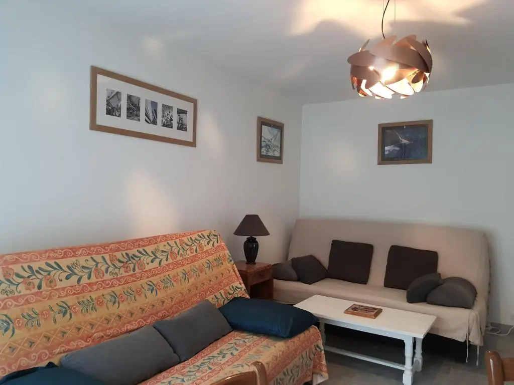 Port Vauban appartement F3 refait à neuf