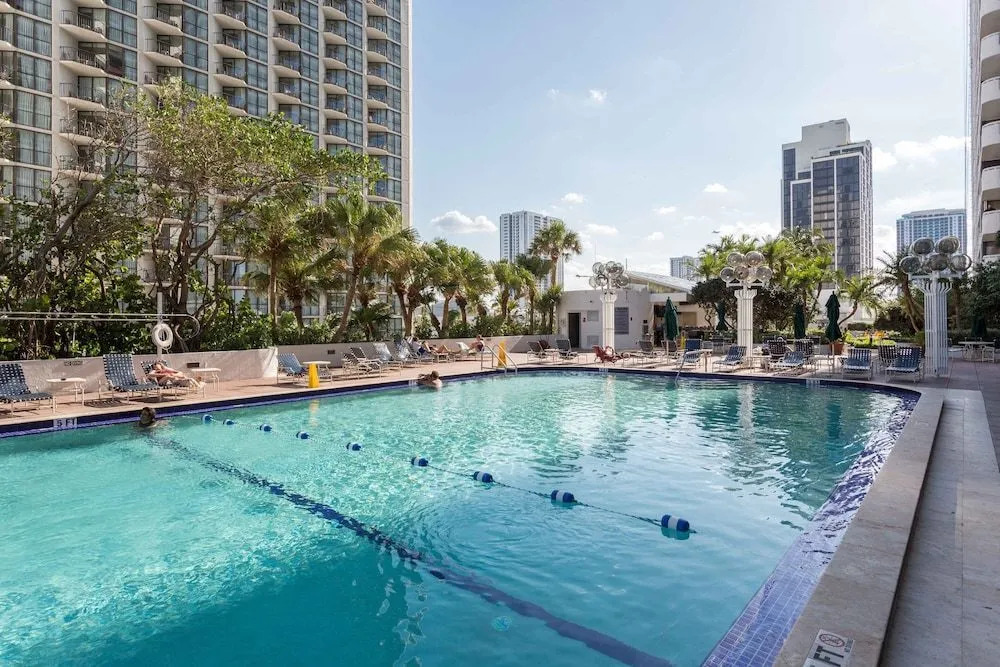 Lux One Bedroom Close to Wynwood