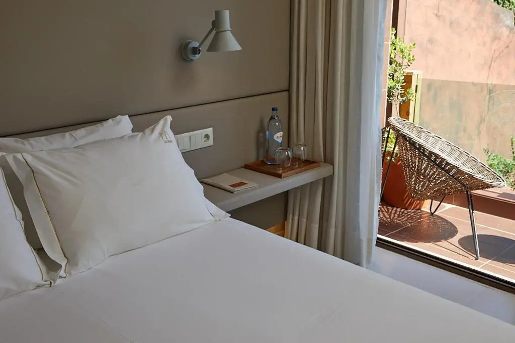 DOURWIN Exclusive Suites & Restaurant