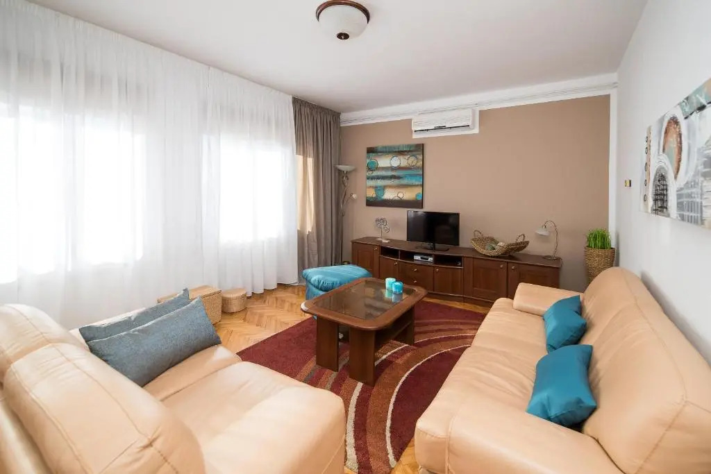 Apartment Valentino