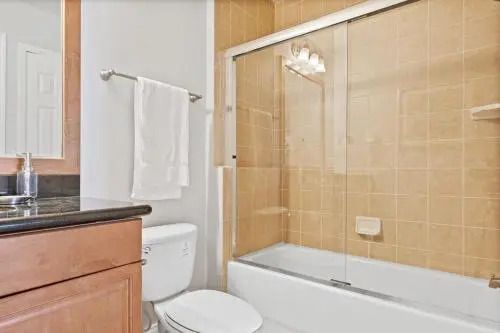 Contemporary Condo