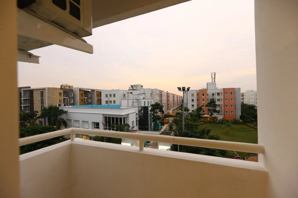 Olive Castles Inn by OYO Rooms