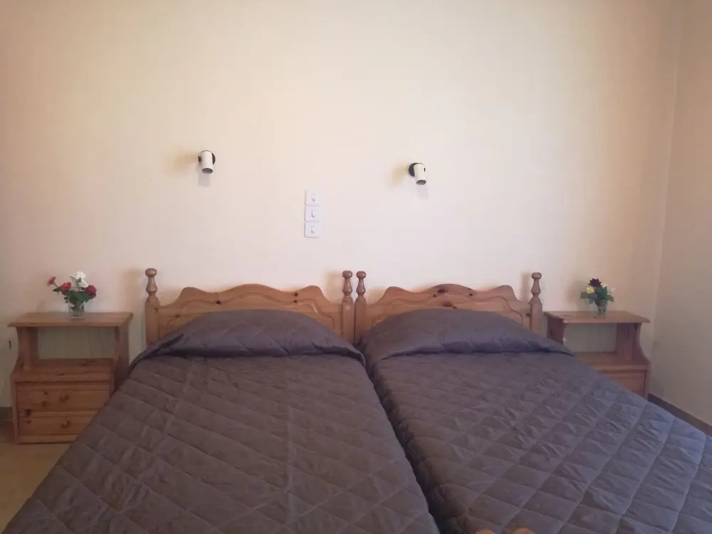 Tony studio & apartments