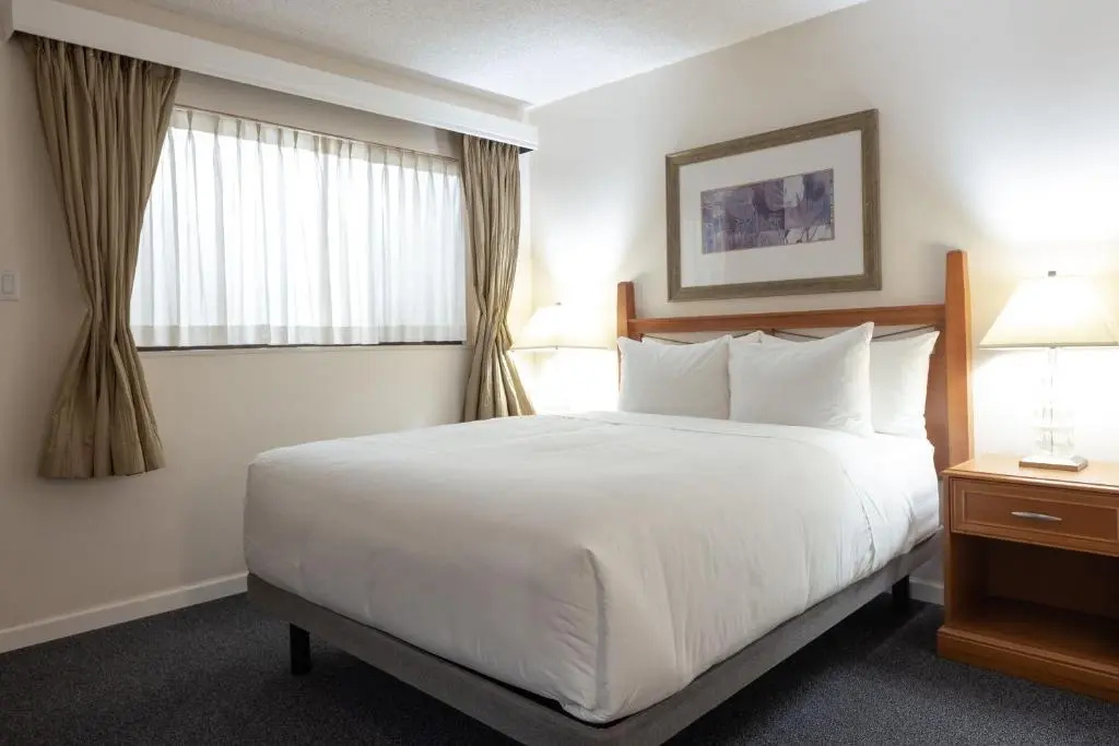 Robin Hood Inn and Suites