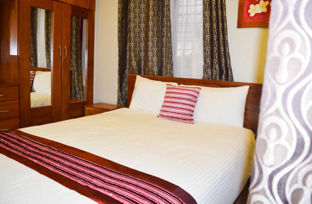 Al - Minhaj Service Apartments
