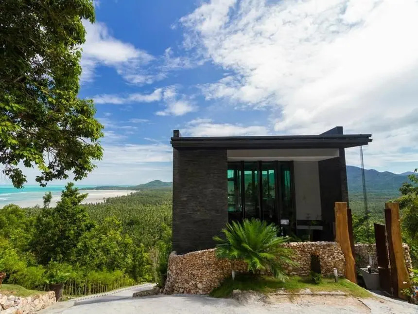 Baan Hin Nok Villa
