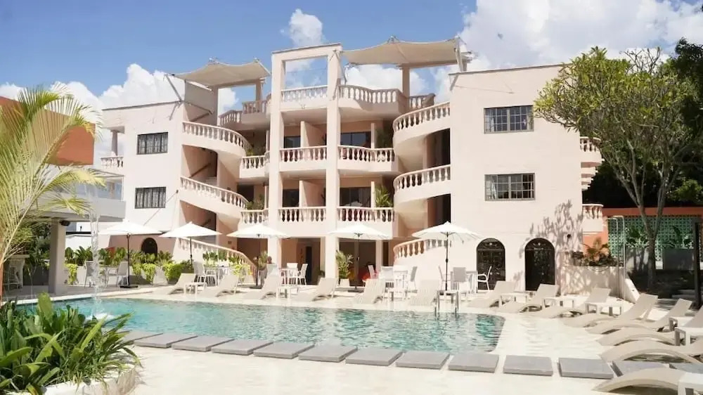 Del Trópico Hotel By GyC Hotels