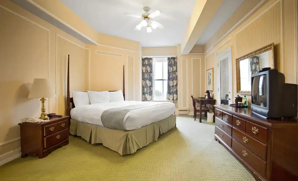 Arlington Resort Hotel & Spa