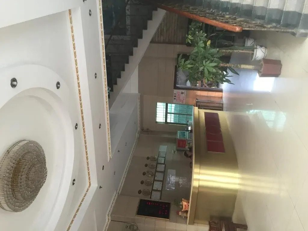 Hexin Hotel