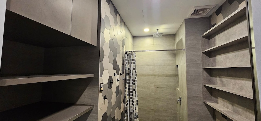 Ceylonz Suites KLCC by WSD