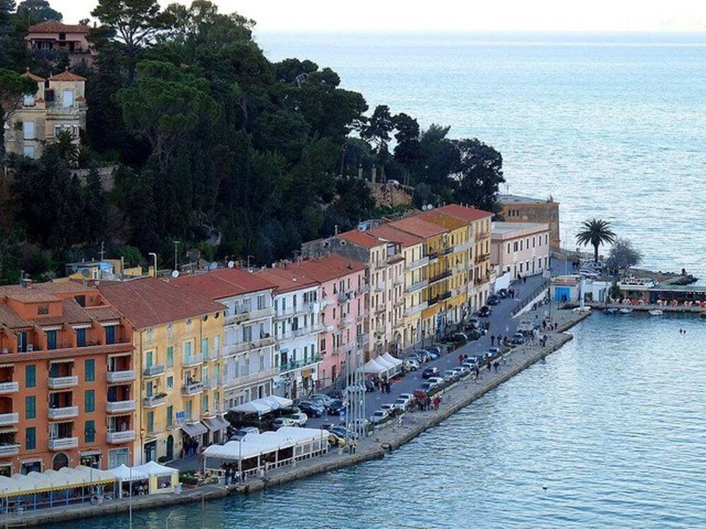 Apartment in Porto Santo Stefano-SISTERS' HOUSE
