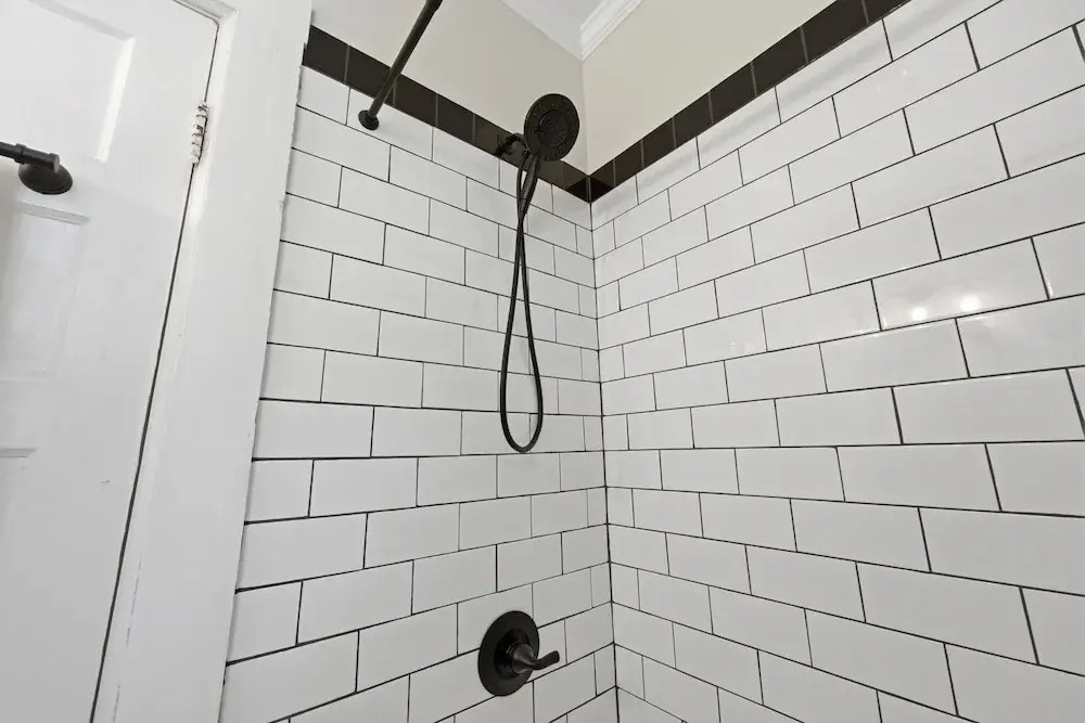 The Pearl Unit A, Stay for 4