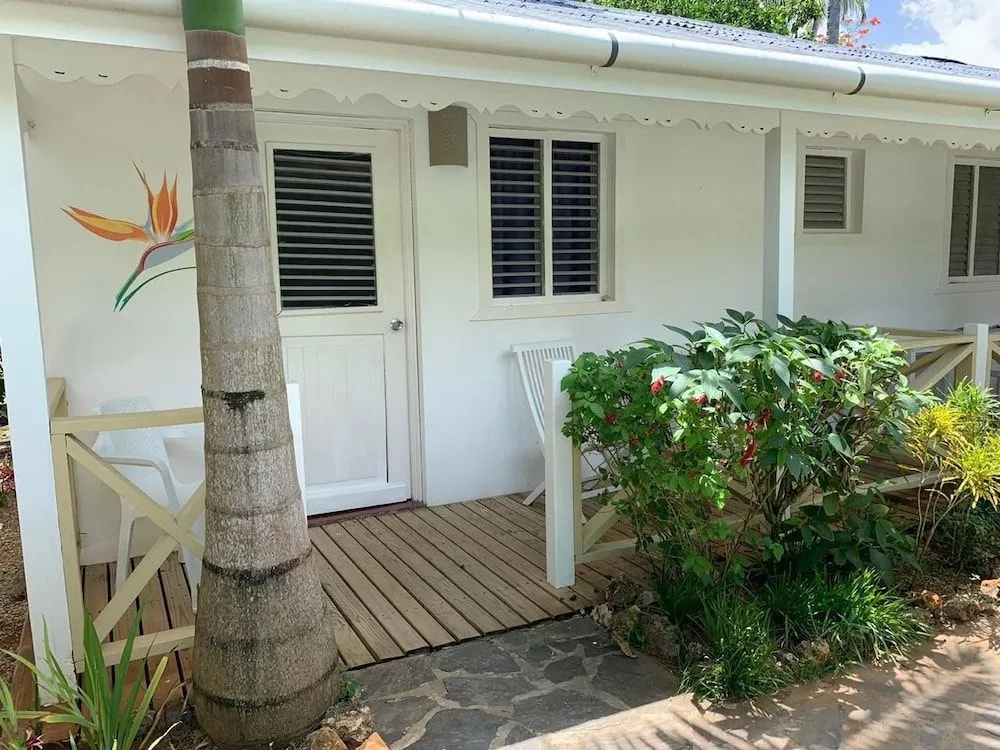 Beach Hotel Casa Nina