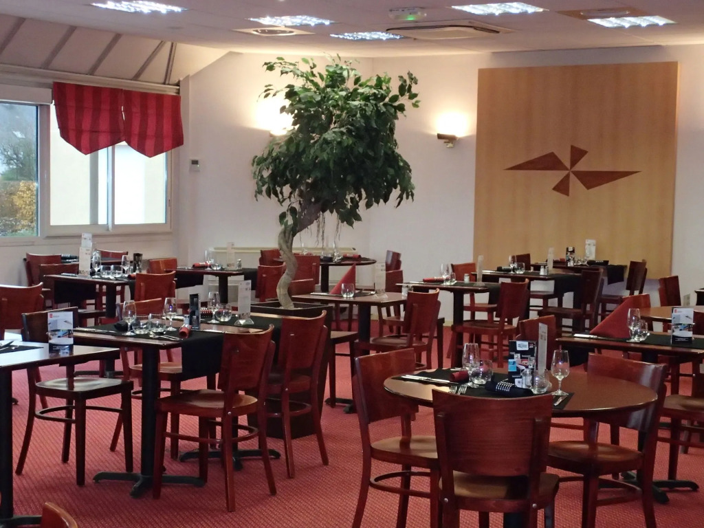 Brit Hotel Orléans St Jean de Braye - LAntarès