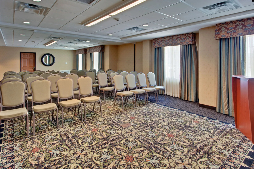 Staybridge Suites Phoenix Glendale Sports Dist by IHG