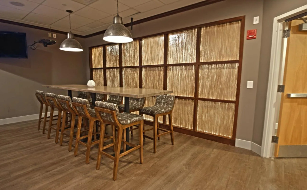 Отель Манахавкина Holiday Inn Manahawkin