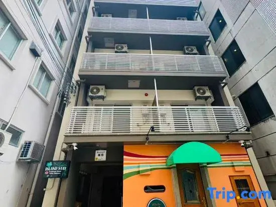 Gala City Hotel only 5 mins to Kokusai Street
