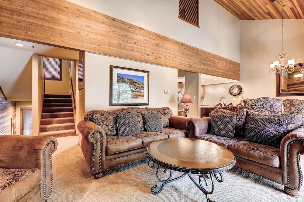 Lakeside 1529 by Park City Lodging