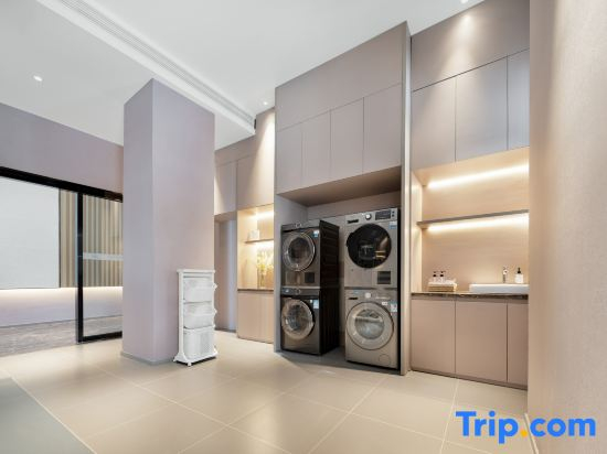Homeinn Selected Hotel (Korla Jiaotong West Road People's Square)