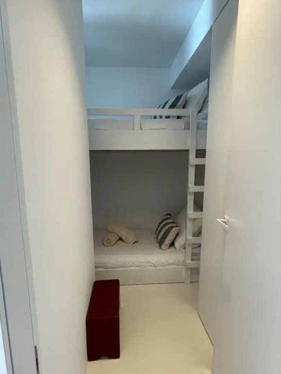 La Petite For t Seaview Flat in Marbella