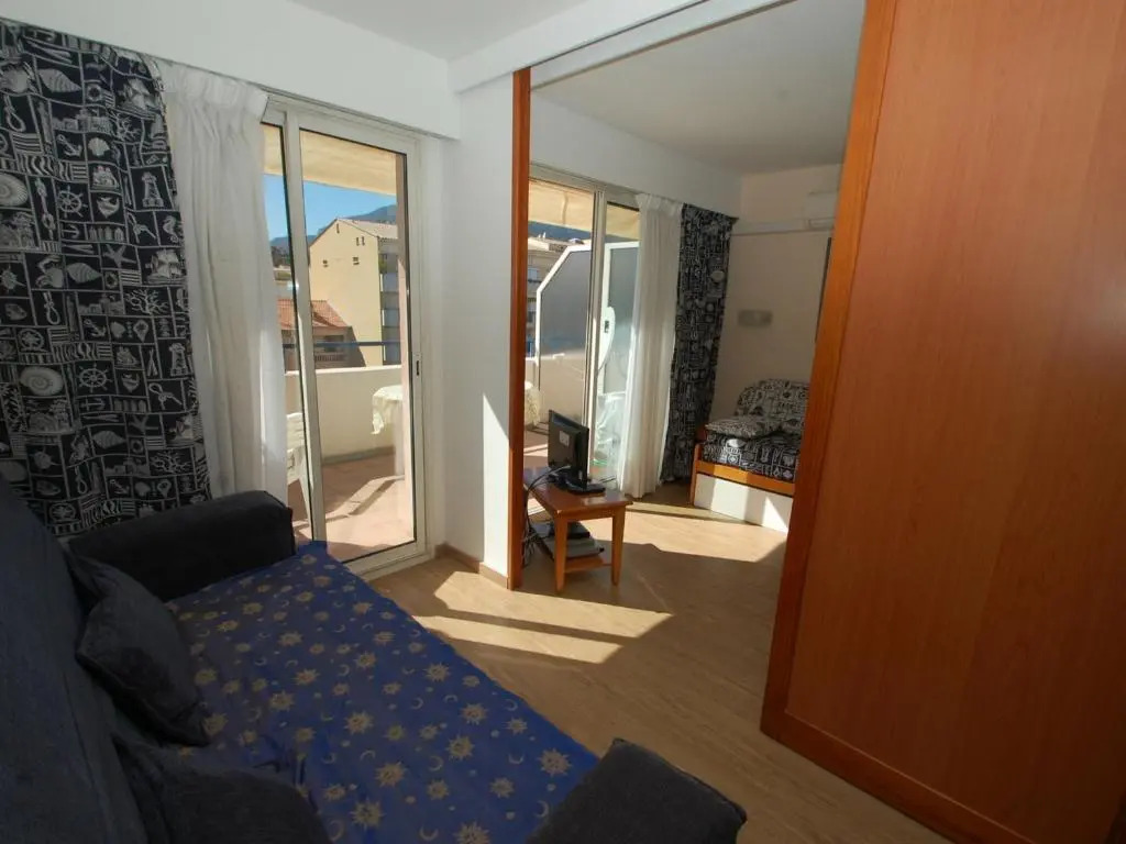 Appartement Menton, 2 pièces, 4 personnes - FR-1-196-191