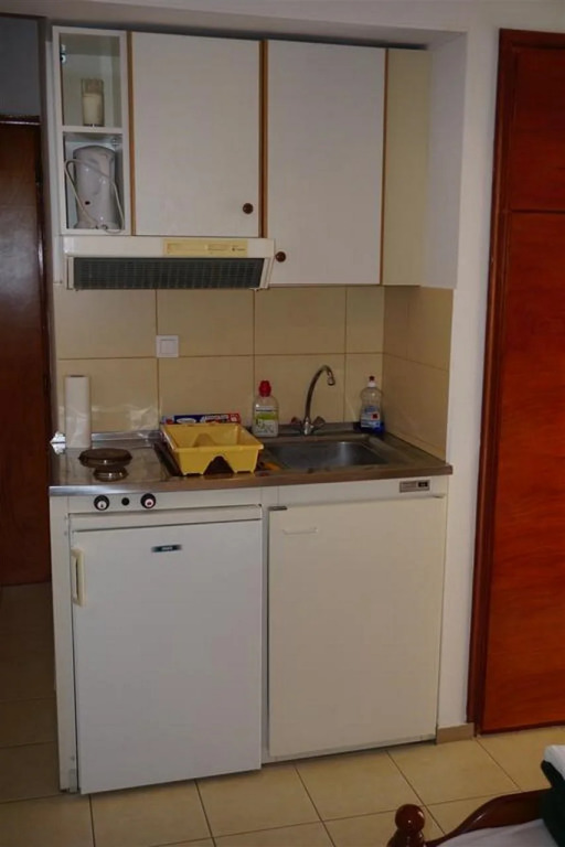 Ionis Hotel
